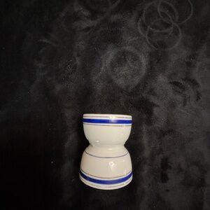 Vintage egg cup-old & rare- see description